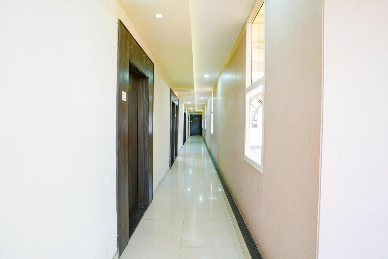Fabhotel Regent Inn - Nr Skywalk Bridge Pimpri-Chinchwad Kültér fotó