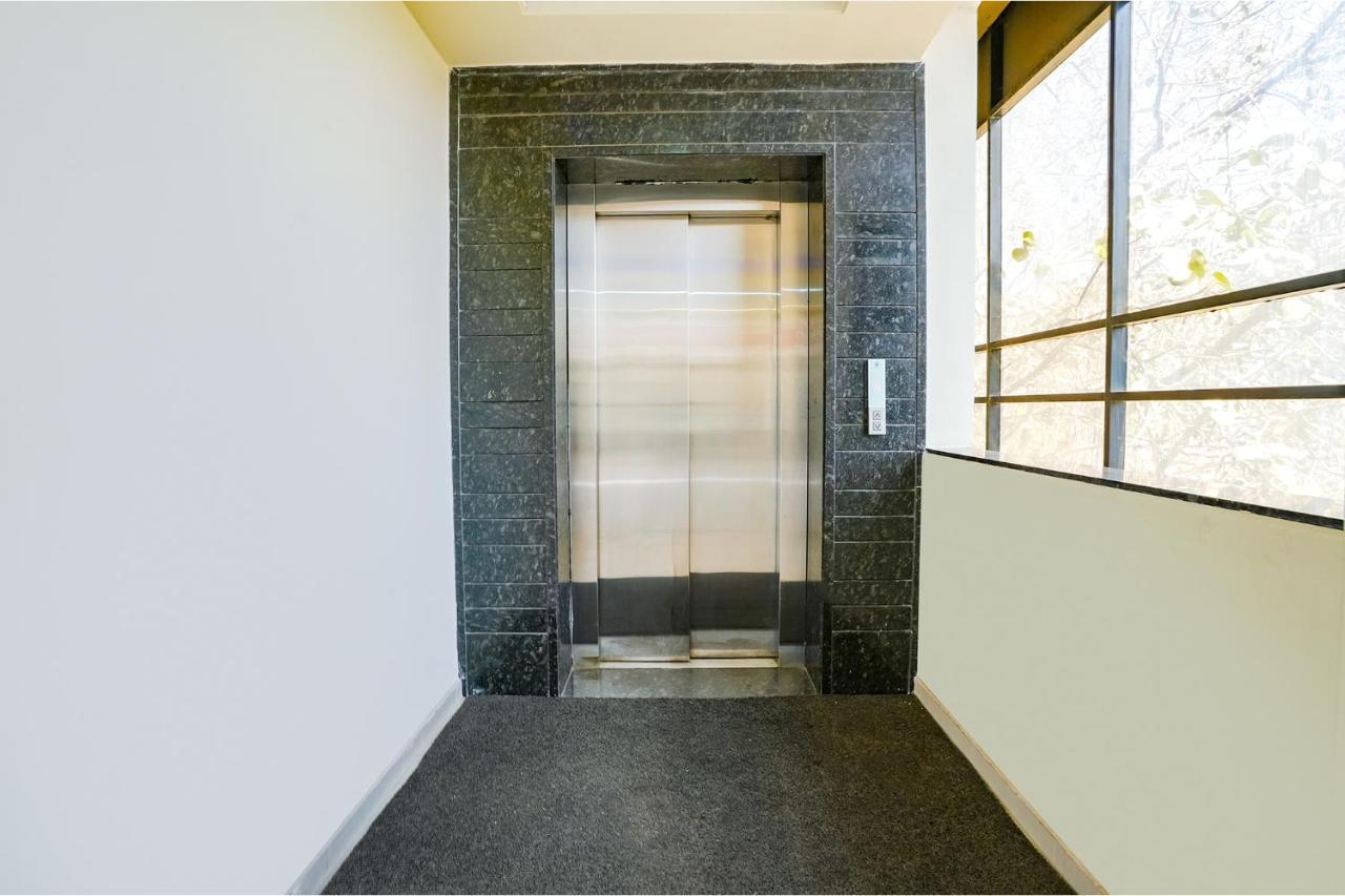 Fabhotel Regent Inn - Nr Skywalk Bridge Pimpri-Chinchwad Kültér fotó